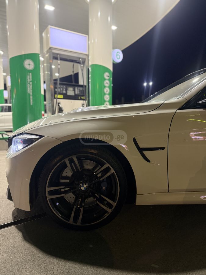 BMW M3 - фото 3