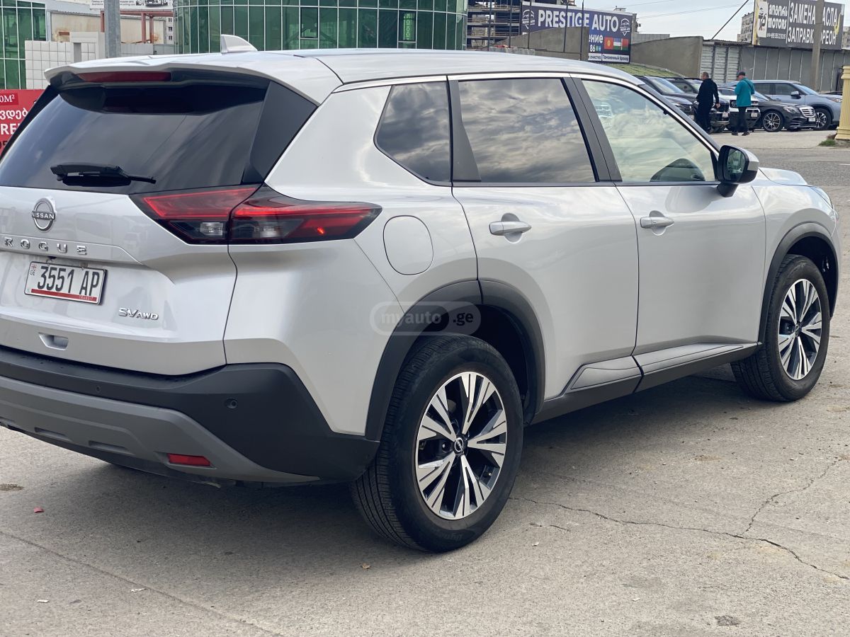 Nissan Rogue - фото 4