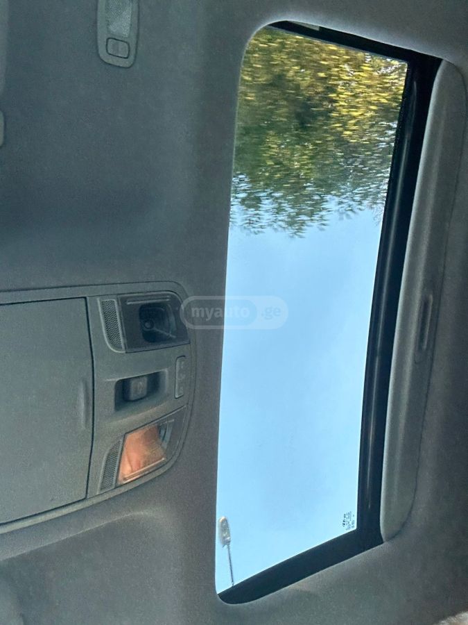 Hyundai Ioniq 2020 — миниатюра 12