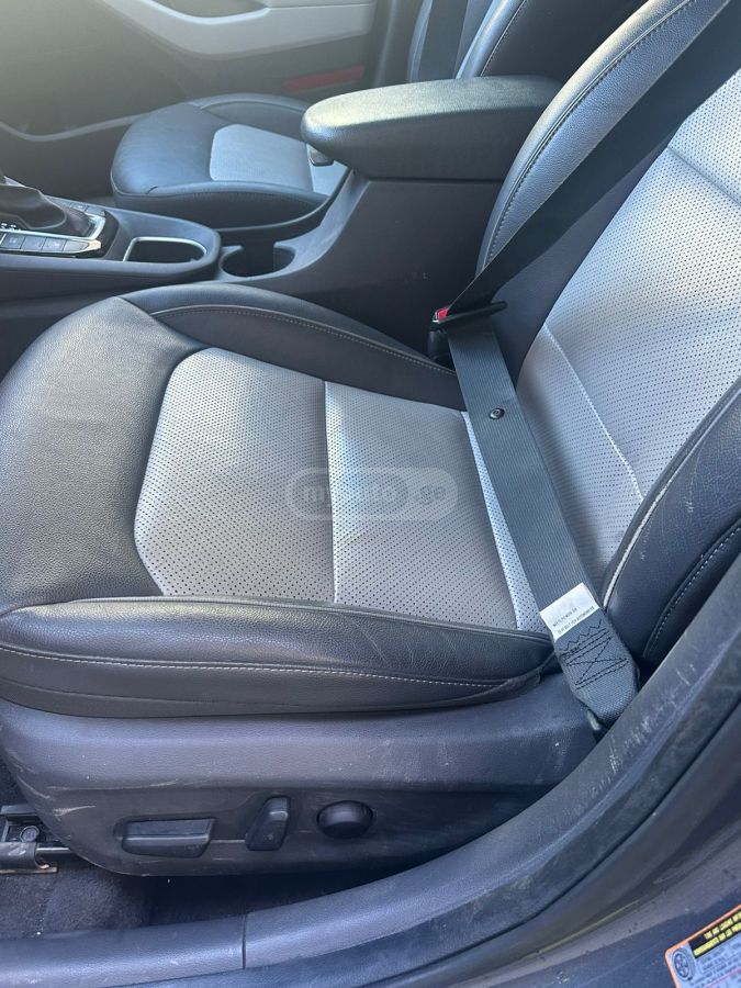 Hyundai Ioniq 2020 — миниатюра 13