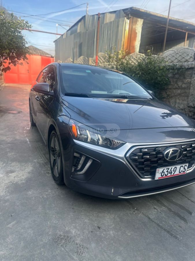 Hyundai Ioniq 2020 — миниатюра 2