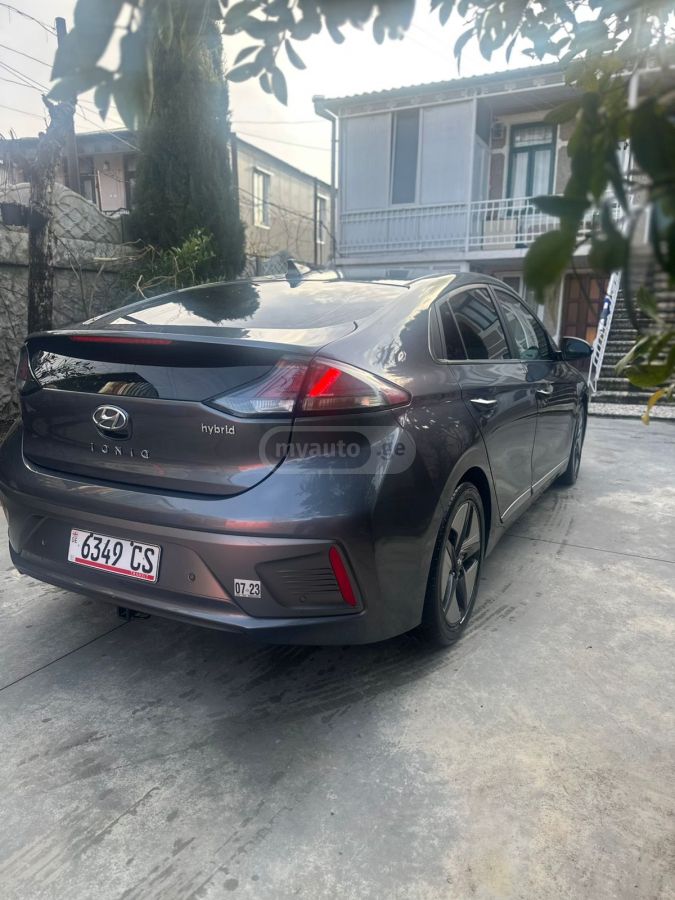 Hyundai Ioniq 2020 — миниатюра 3