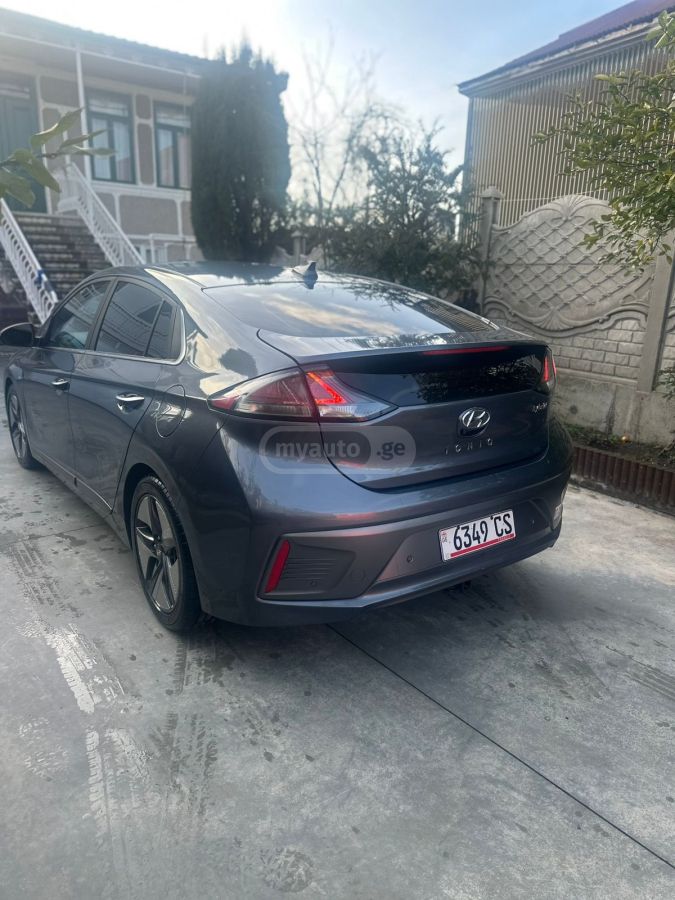 Hyundai Ioniq 2020 — миниатюра 4