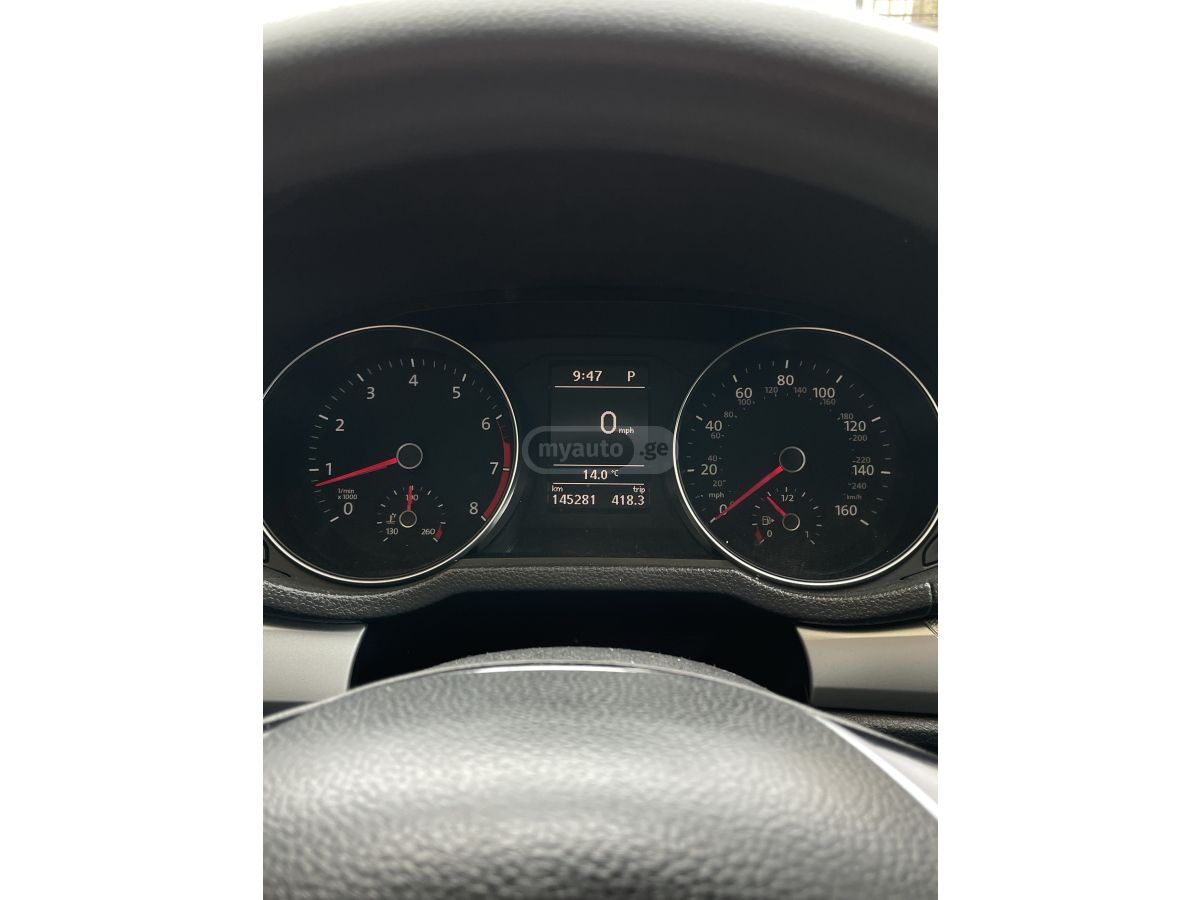 Volkswagen Passat - фото 11