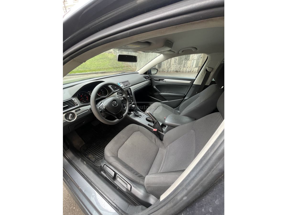 Volkswagen Passat - фото 9