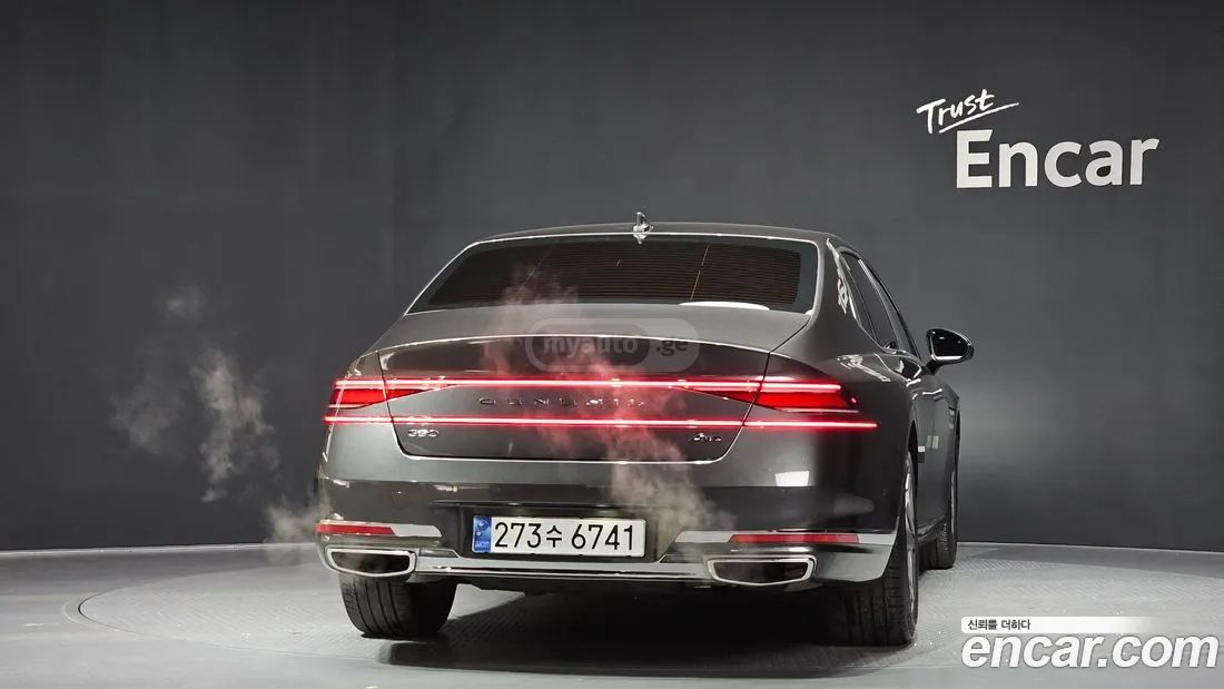 Hyundai Genesis 2025 — миниатюра 4