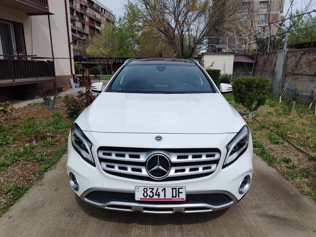 Mercedes-Benz GLA 250 - фото 2
