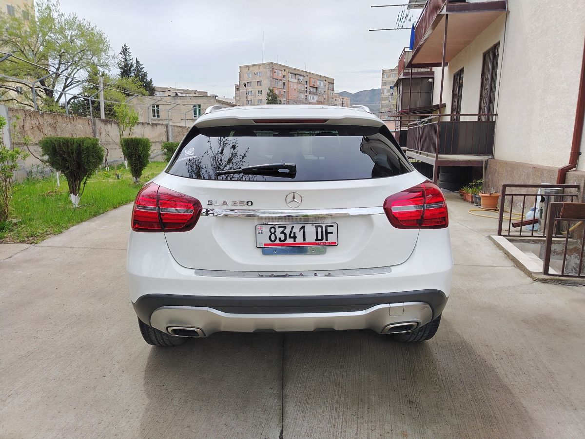 Mercedes-Benz GLA 250 - фото 5