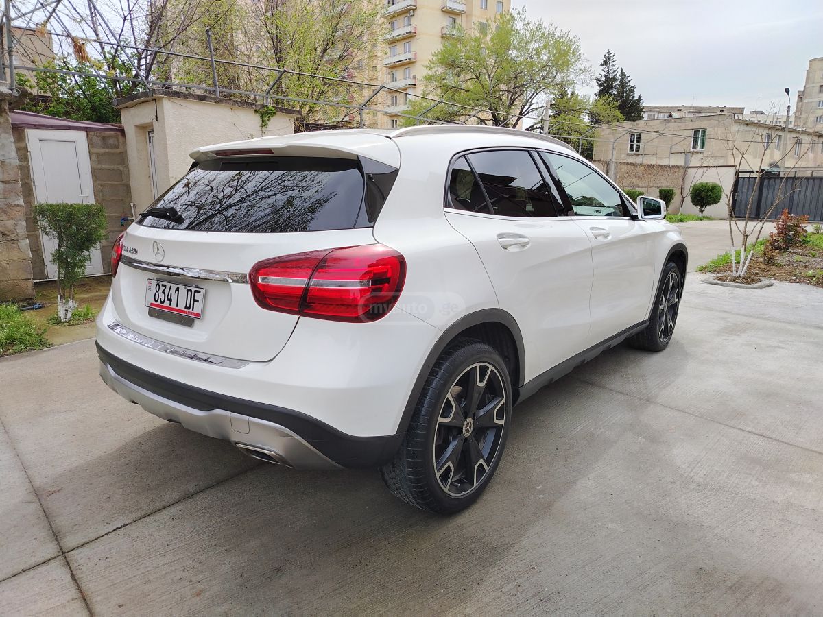 Mercedes-Benz GLA 250 - фото 6