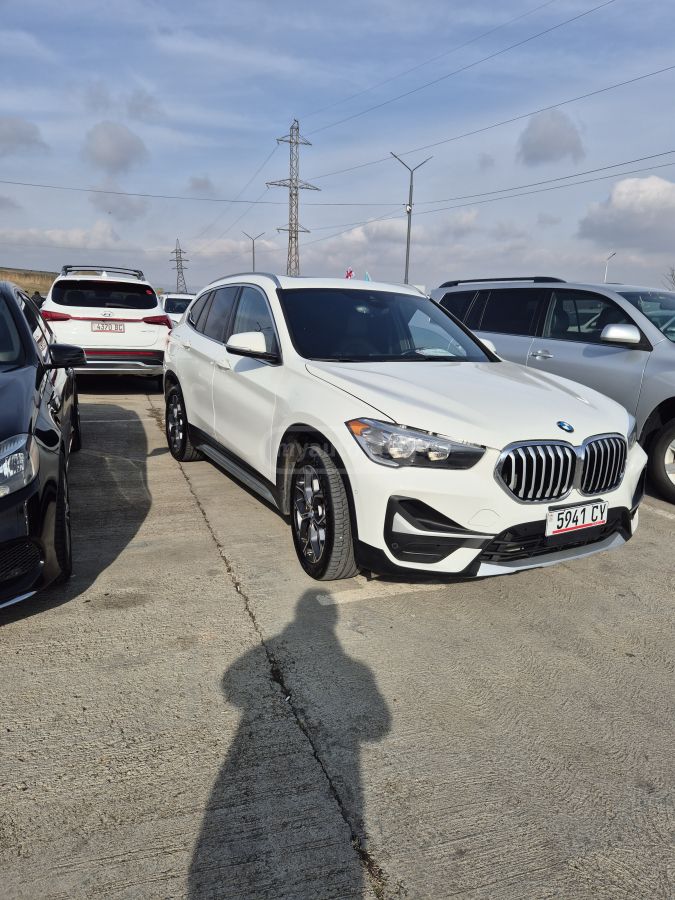 BMW X1 - фото 5
