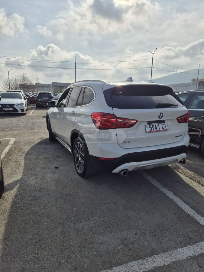 BMW X1 - фото 6