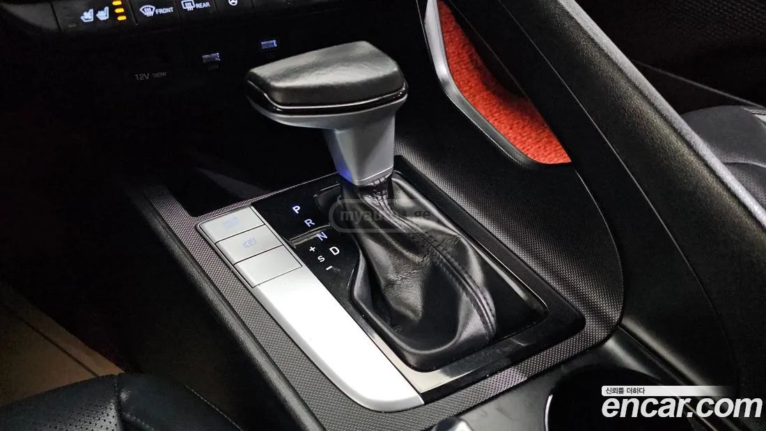 Hyundai Elantra - фото 9