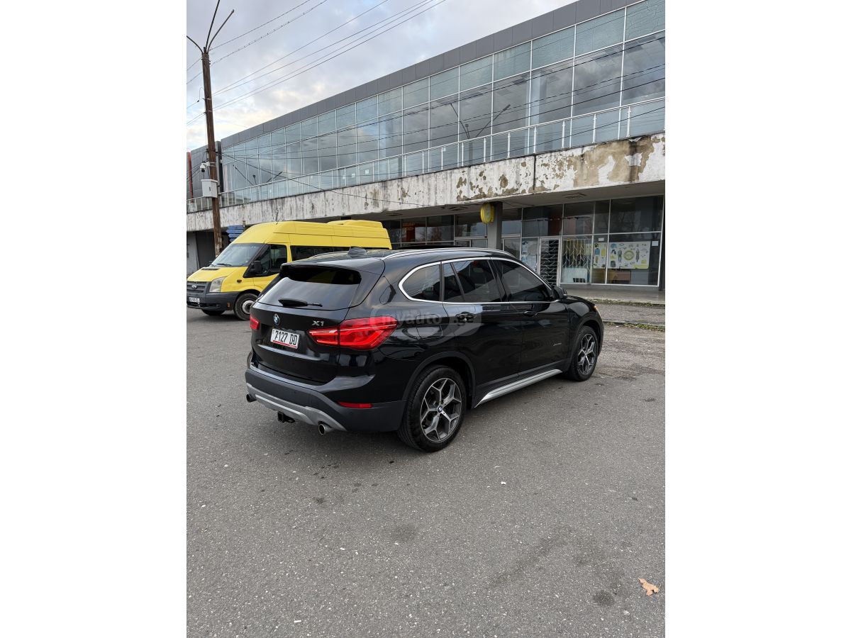 BMW X1 - фото 4