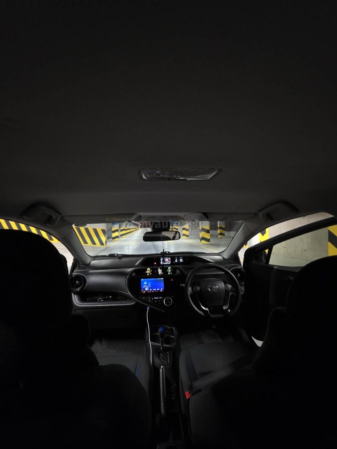 Toyota Aqua - фото 8