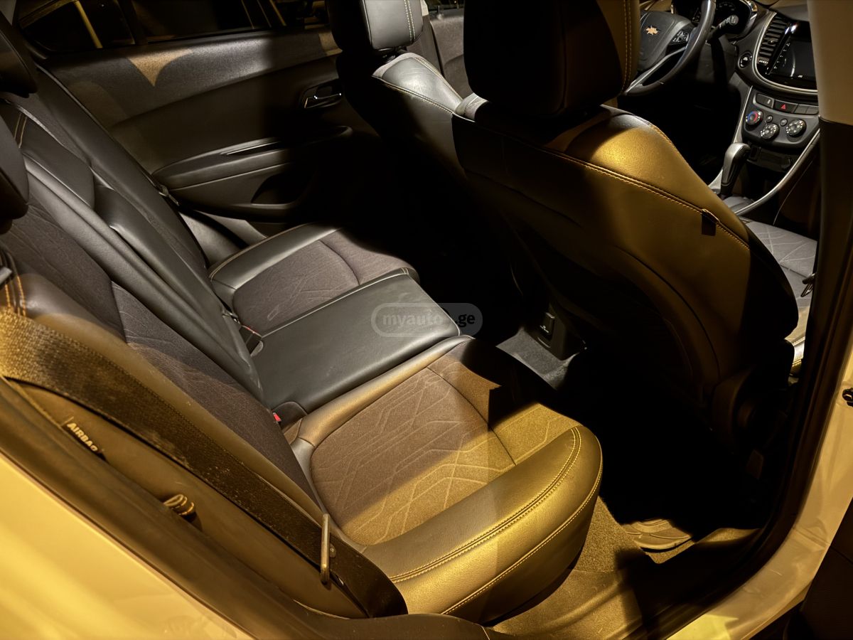 Chevrolet Trax - фото 12