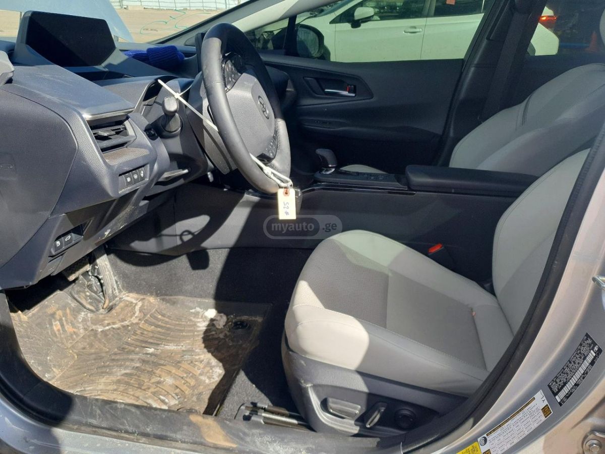 Toyota Prius 2025 — миниатюра 7