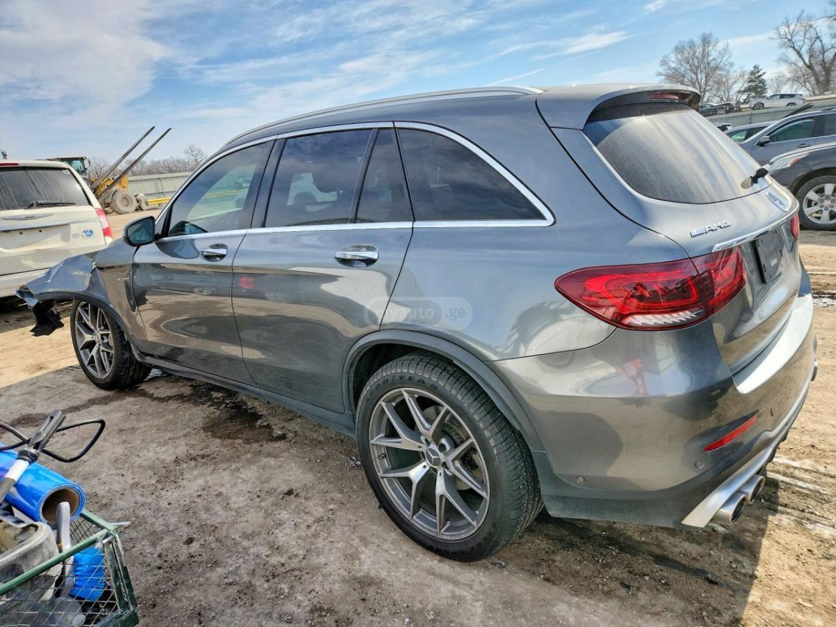 Mercedes-Benz GLC 43 AMG - фото 2