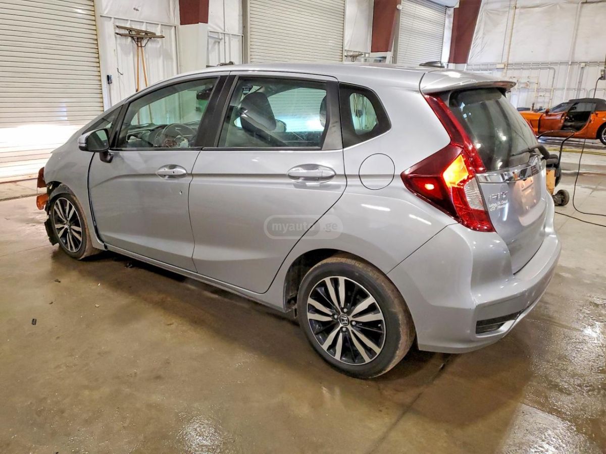 Honda FIT - фото 2