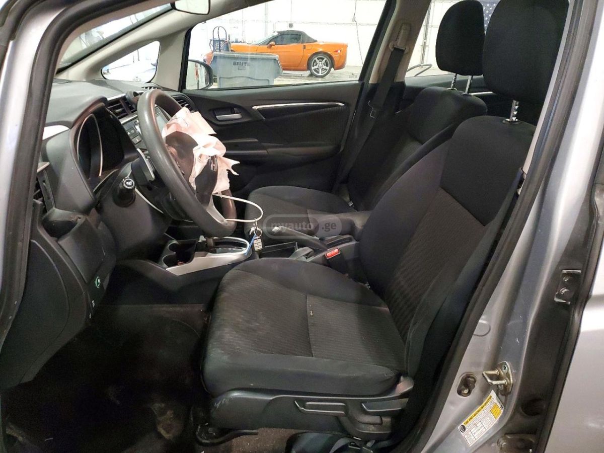 Honda FIT - фото 7