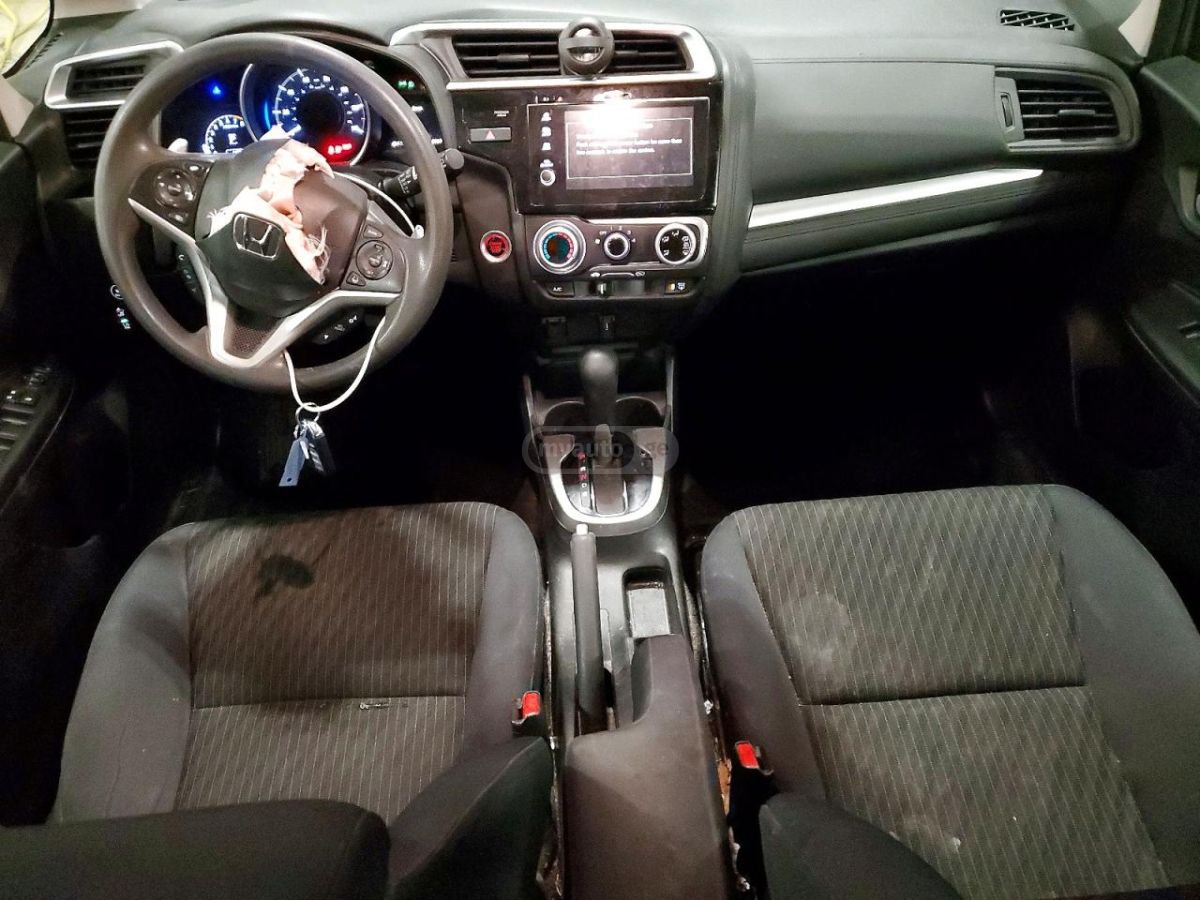 Honda FIT - фото 8