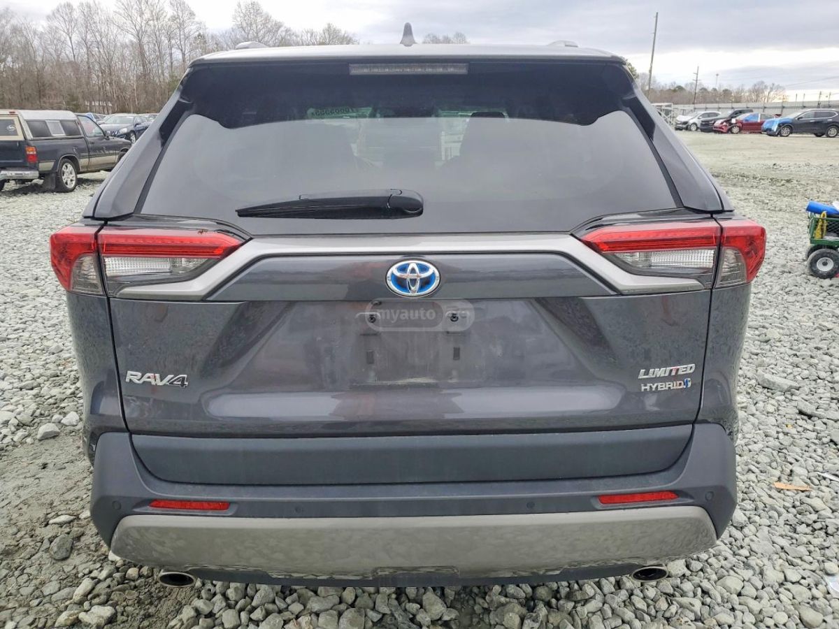 Toyota RAV 4 - фото 6