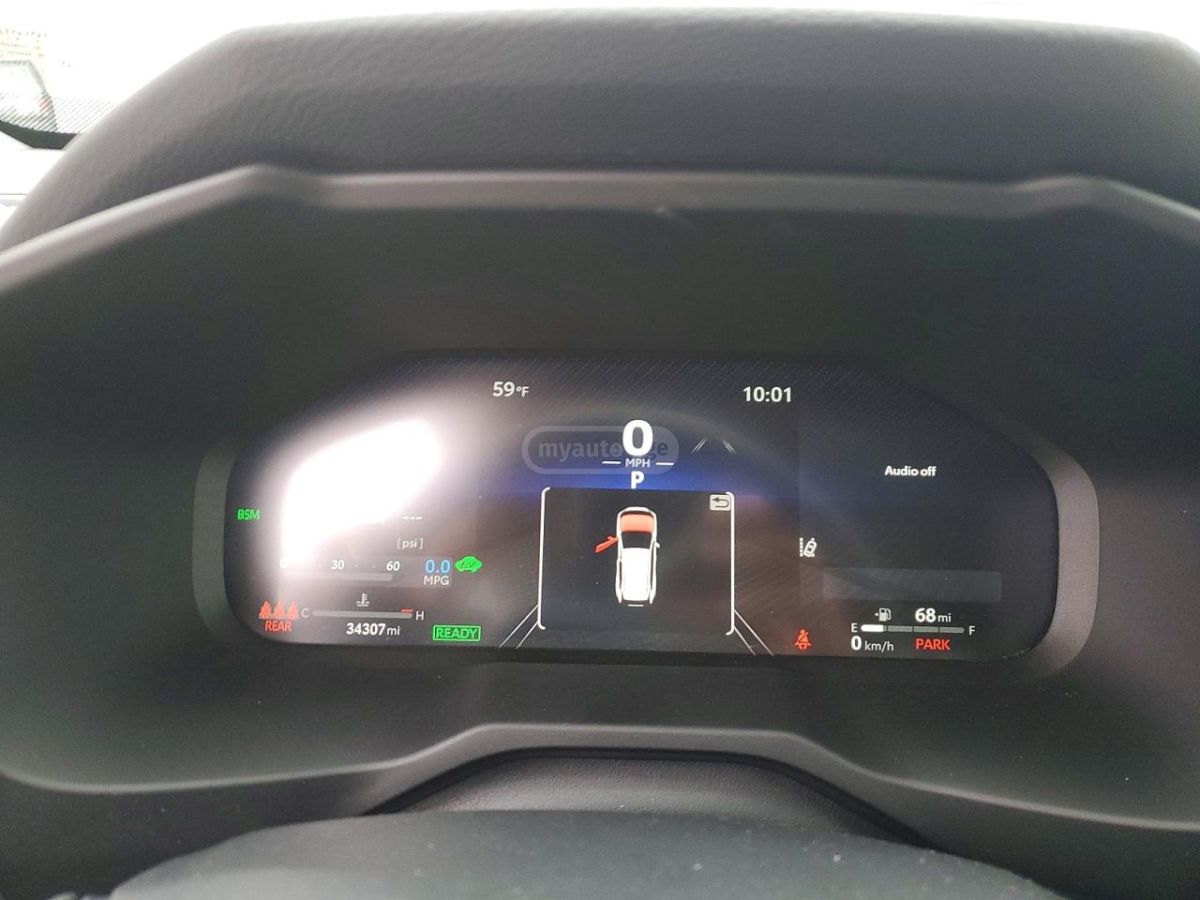 Toyota RAV 4 - фото 9