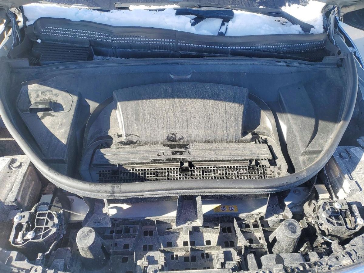 Mercedes-Benz EQC 2023 — миниатюра 11