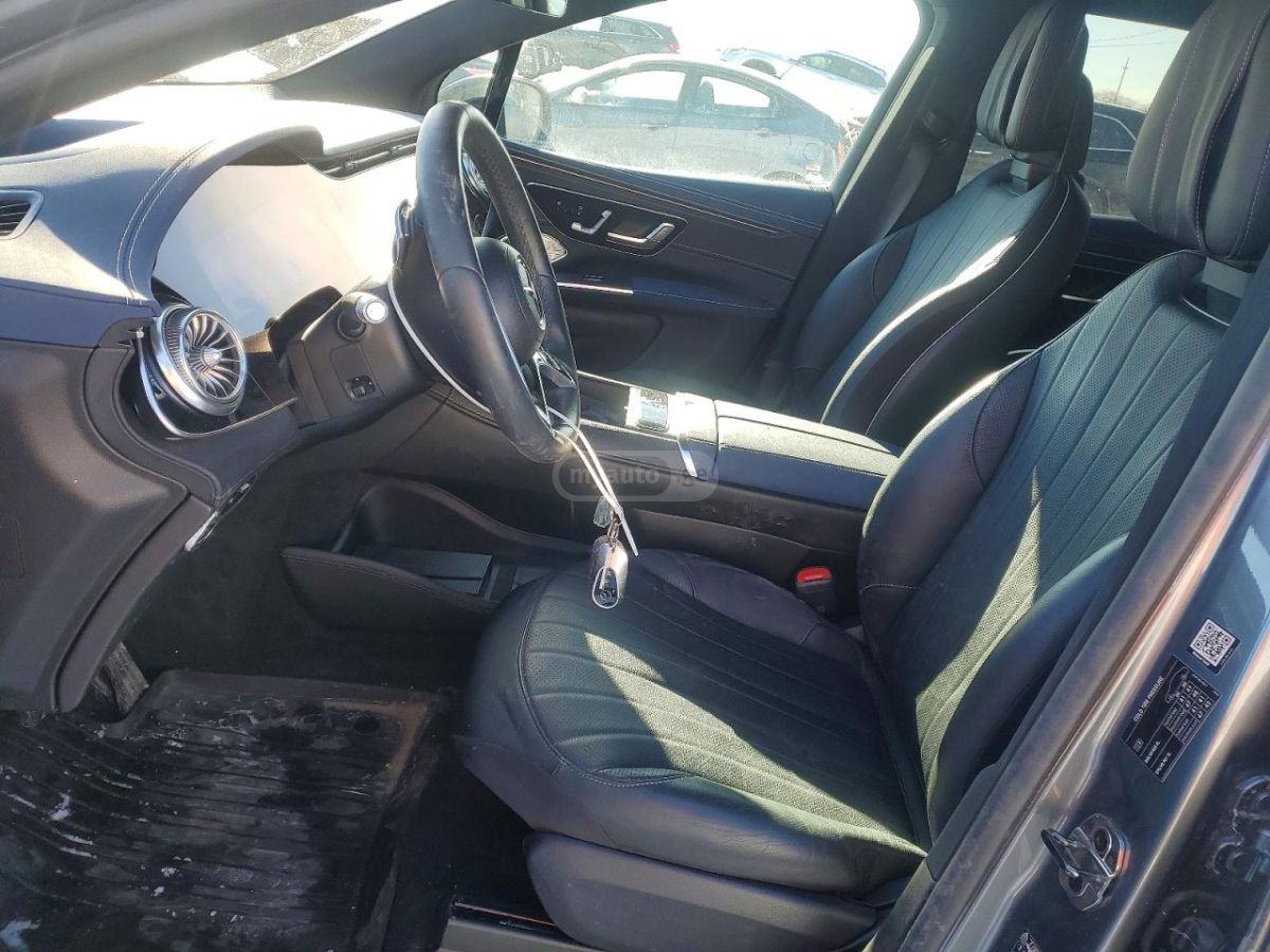 Mercedes-Benz EQC 2023 — миниатюра 7