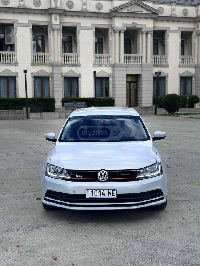Volkswagen Jetta - фото 3