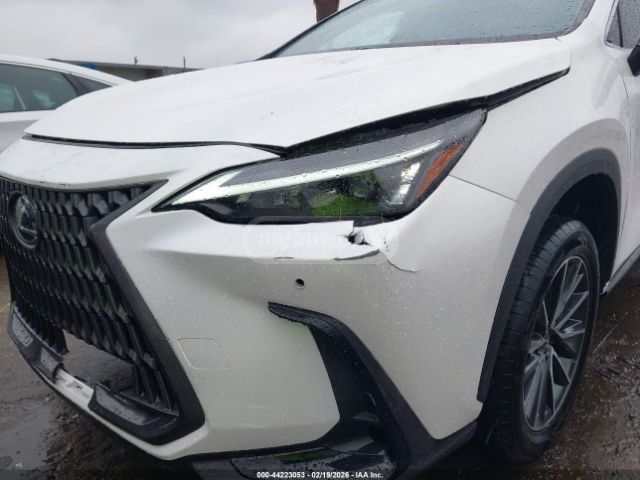 Lexus Premium 4dr All-Wheel Drive Au — миниатюра 15