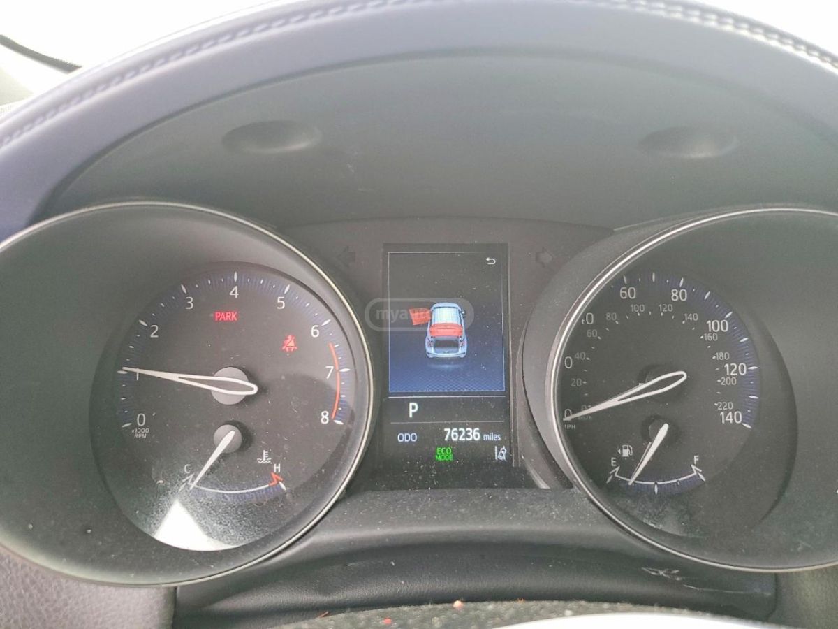 Toyota CHR - фото 9