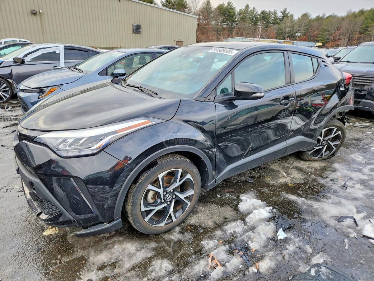 Toyota CHR - фото 1