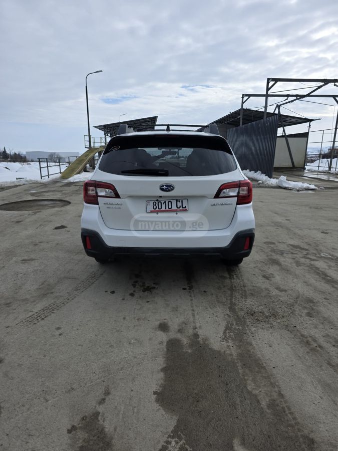Subaru Outback - фото 4