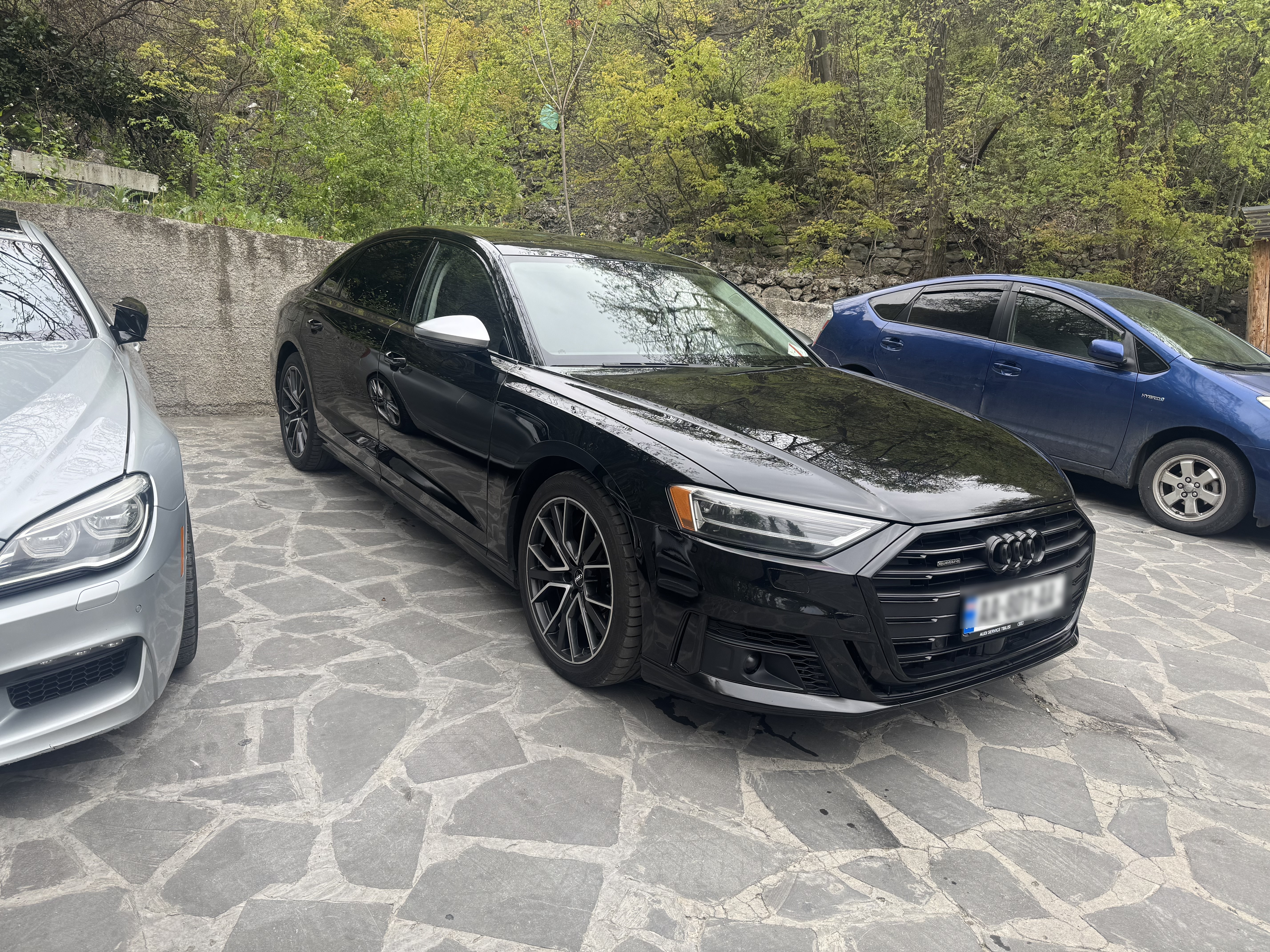 Audi A8 - фото 3