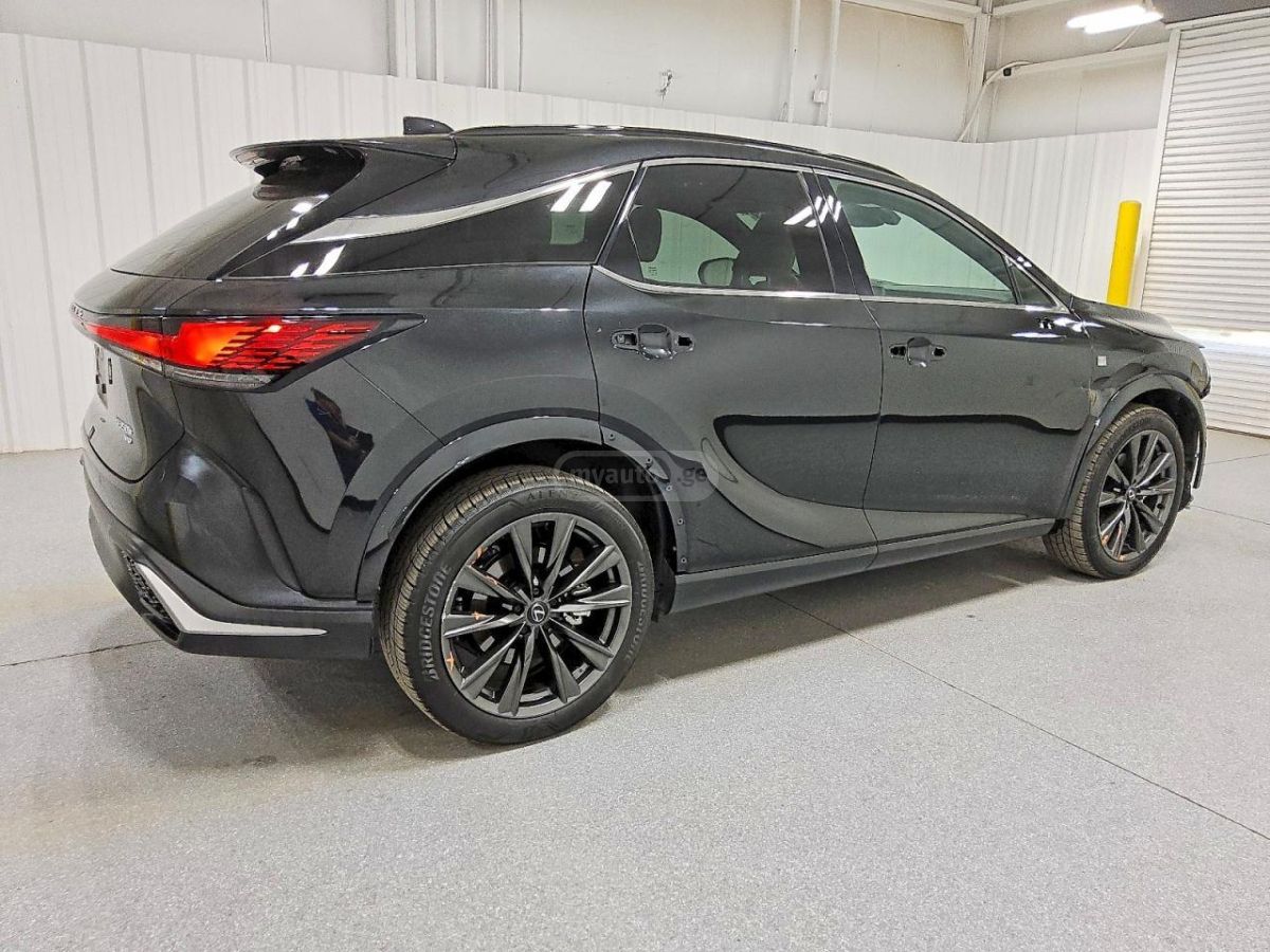 Lexus F SPORT — миниатюра 3