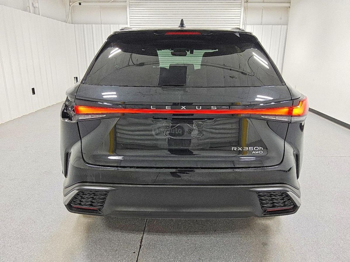 Lexus F SPORT — миниатюра 6