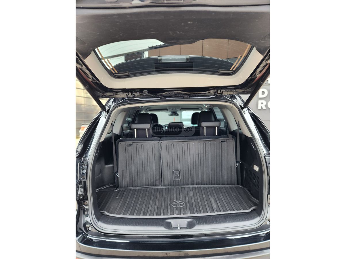 Toyota Highlander - фото 5
