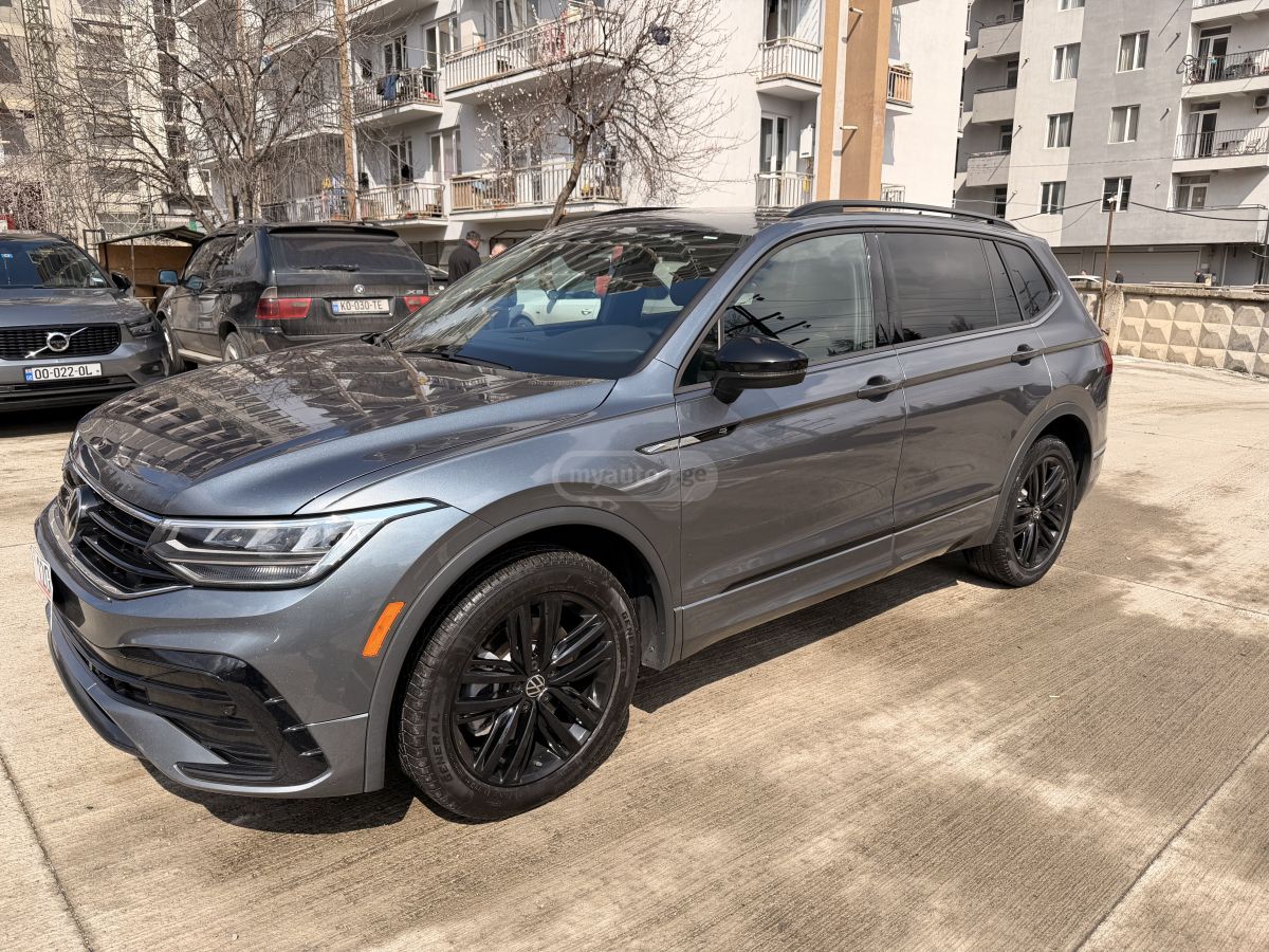 Volkswagen R line — миниатюра 1