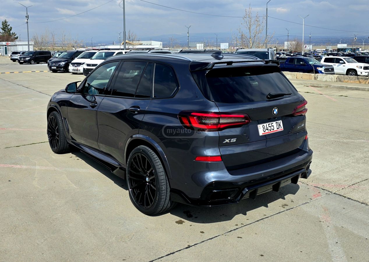 BMW X5 - фото 13
