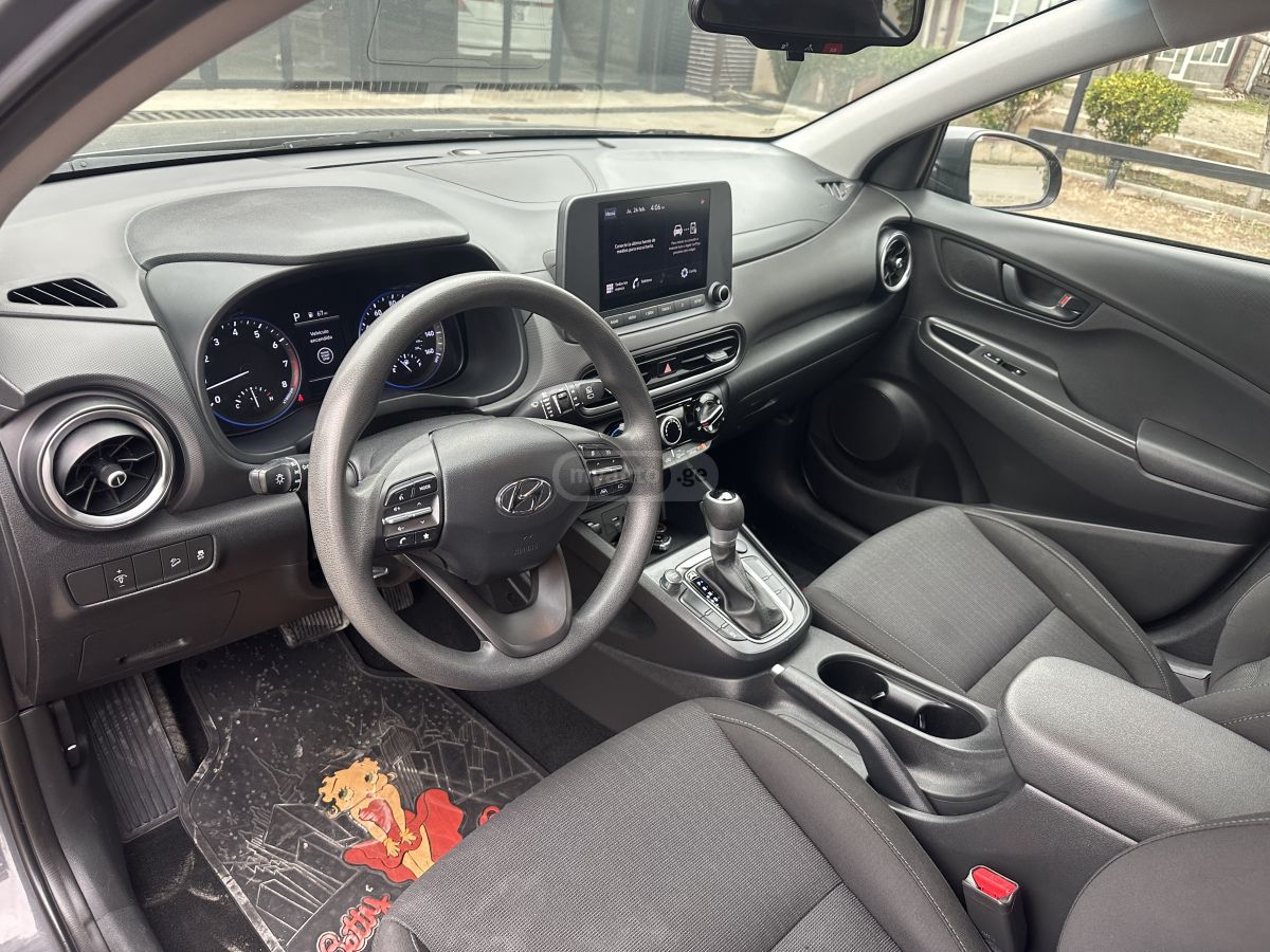 Hyundai Base 4dr Front-Wheel Drive Aut — миниатюра 7