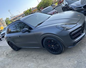 PorscheCayenne GTS