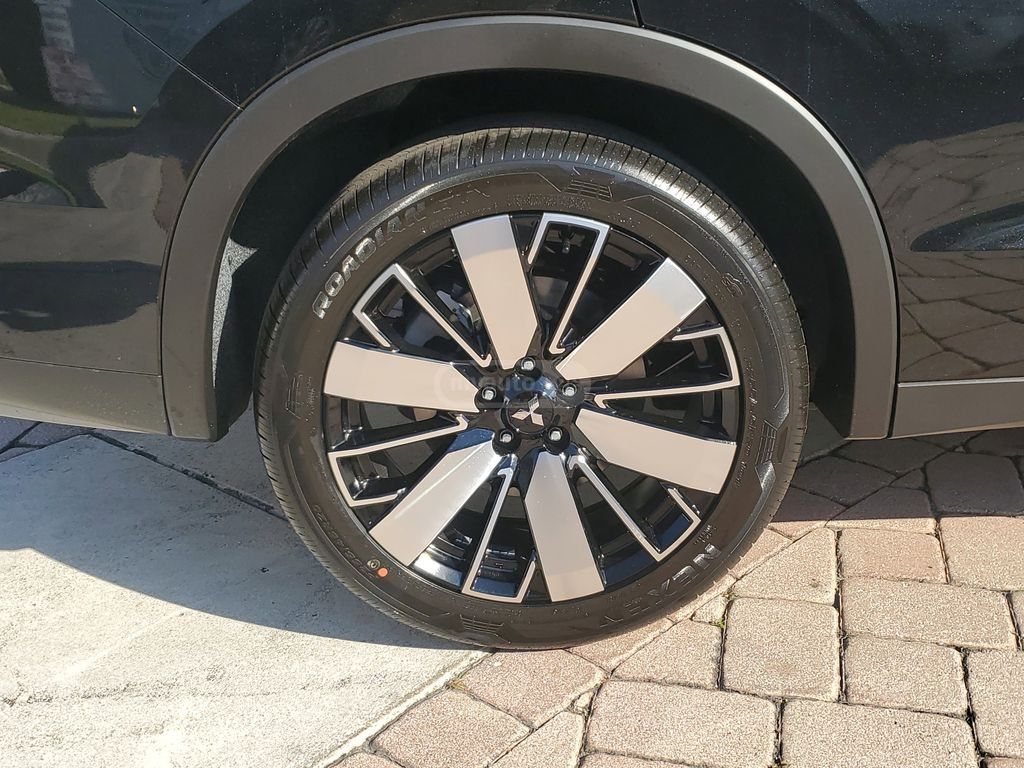 Mitsubishi SE — миниатюра 6