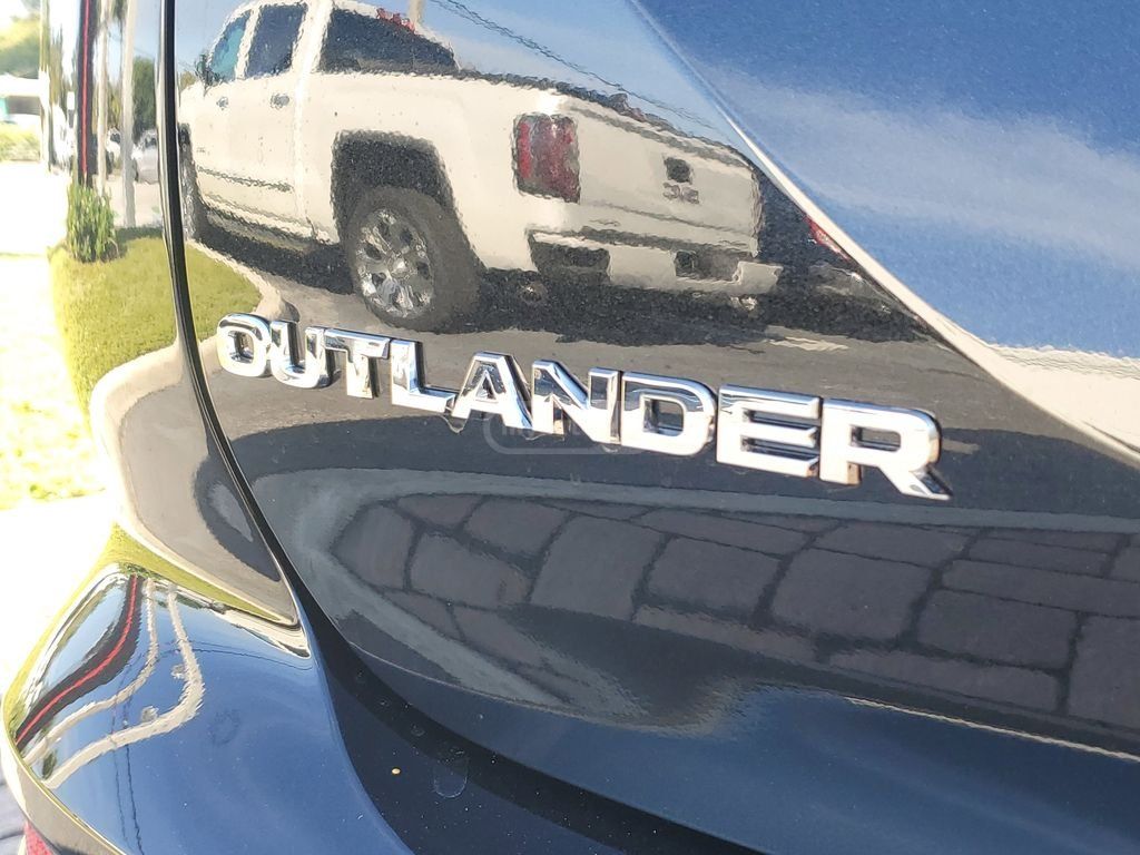 Mitsubishi SE — миниатюра 7