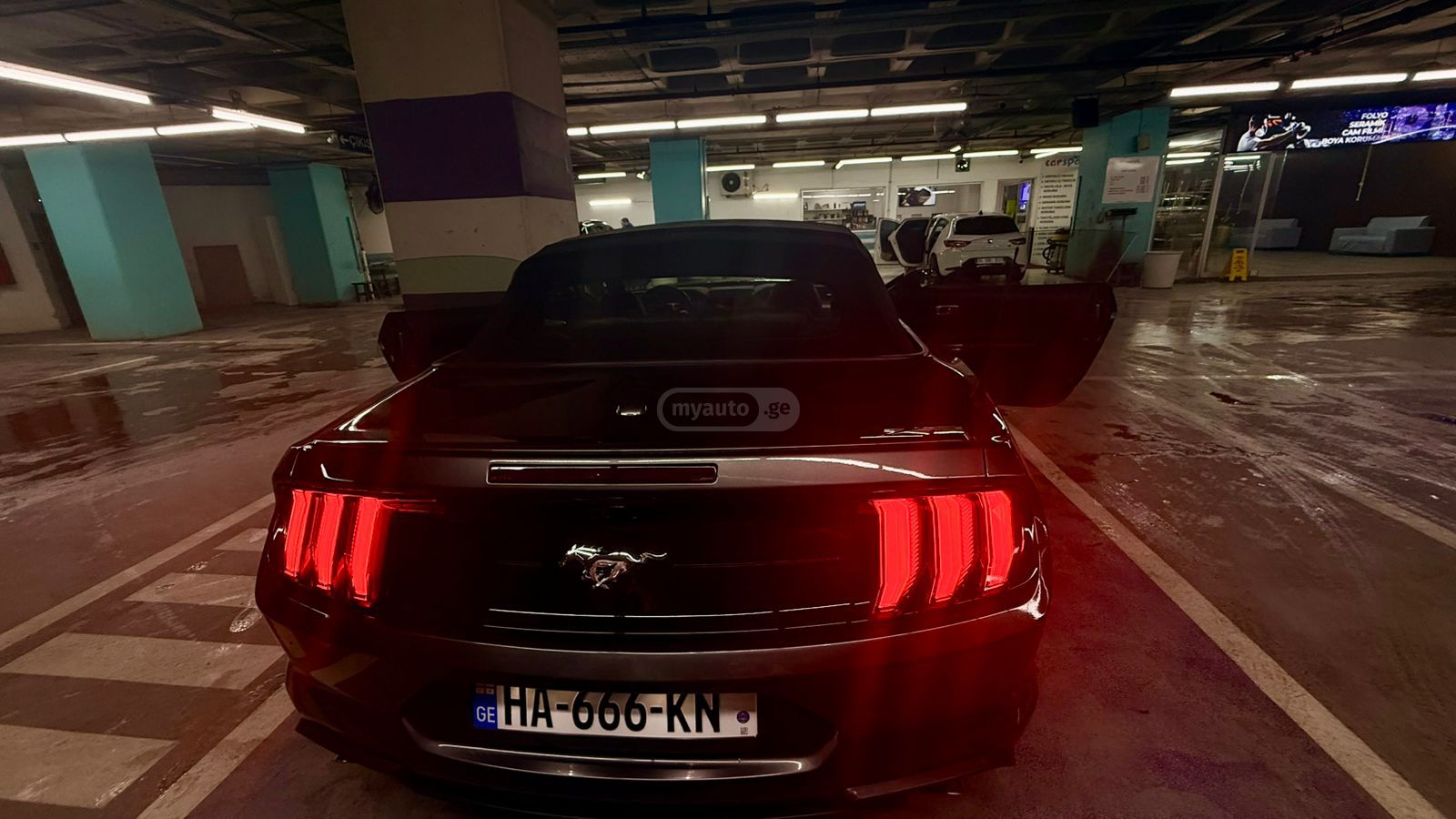 Ford Mustang - фото 2