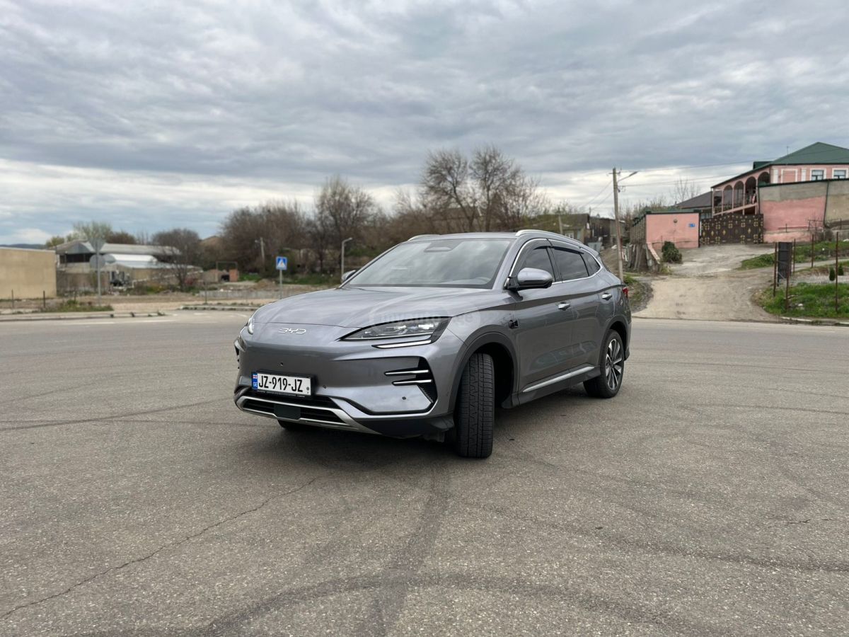 BYD Song Plus - фото 2