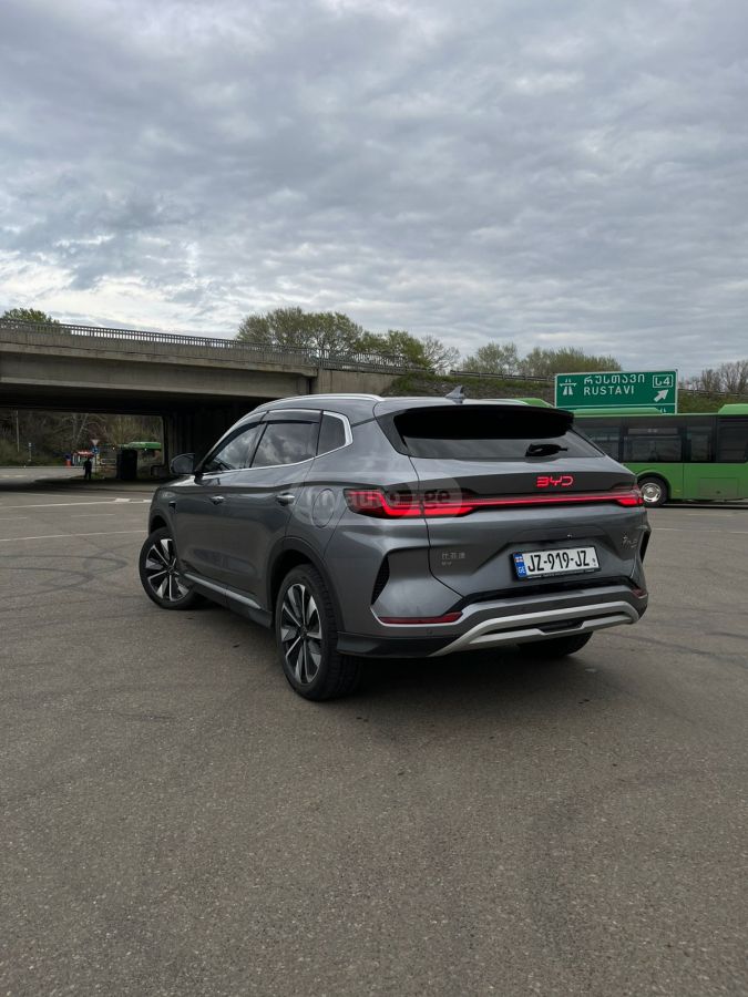 BYD Song Plus - фото 5