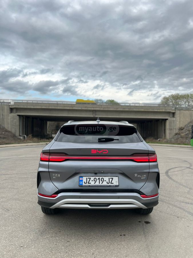 BYD Song Plus - фото 7