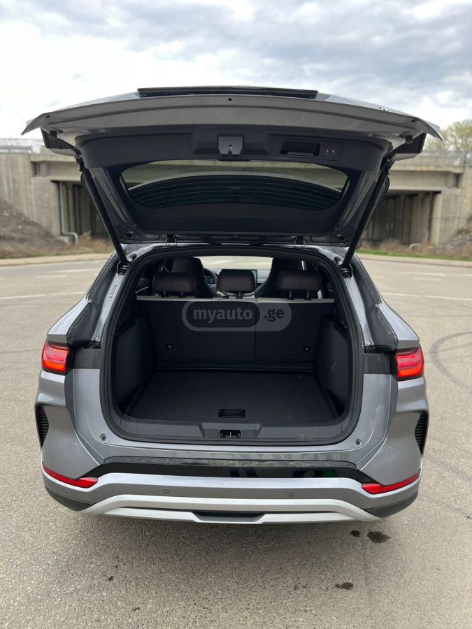 BYD Song Plus - фото 8