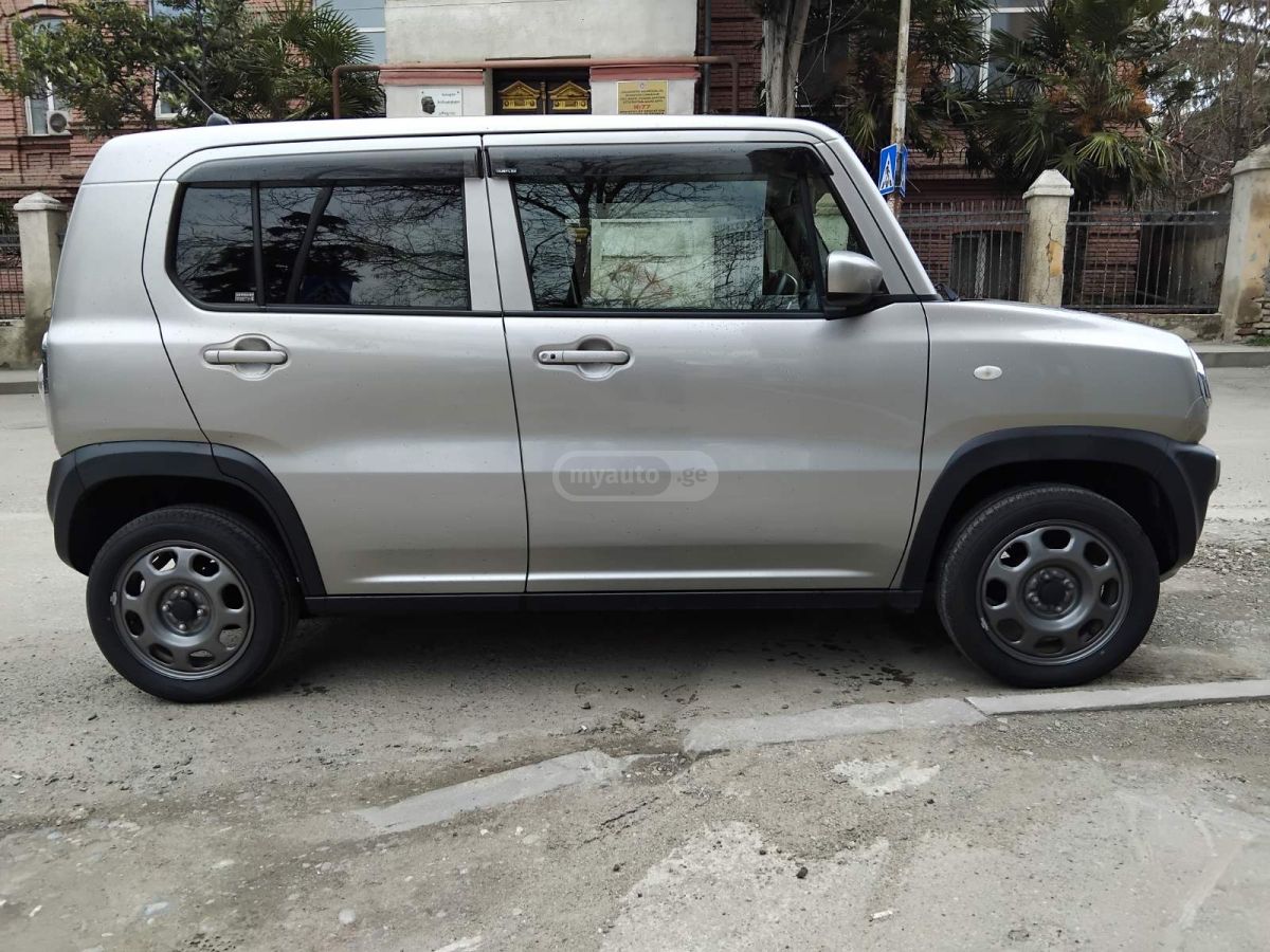 Suzuki Hustler - фото 1