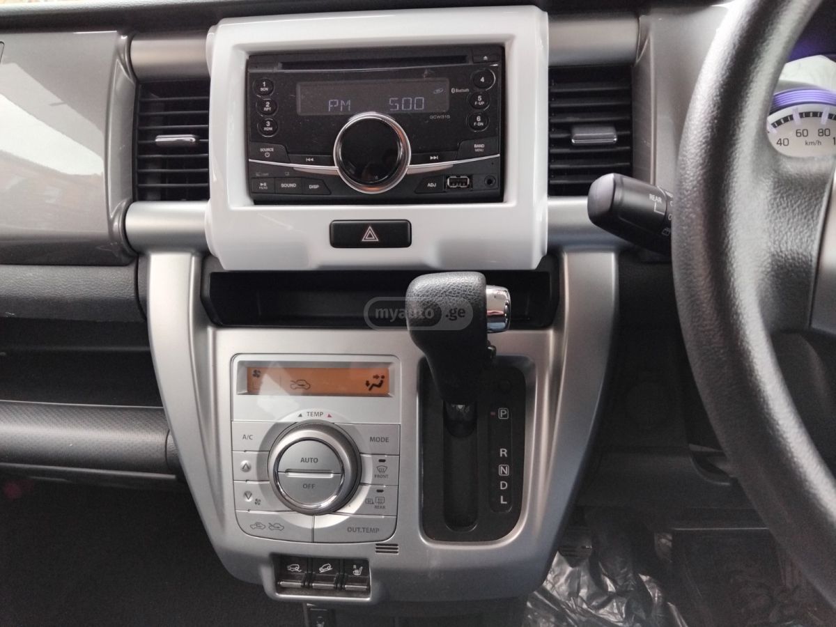 Suzuki Hustler - фото 4